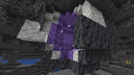 Geoda con basalto liso claramente visible. - Minecraft