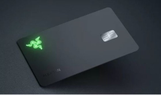 Razer crea una tarjeta de crédito para gamers que, por supuesto, tiene luces LED