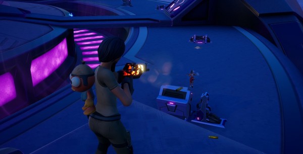 Fortnite: Inflige daño cerca de un platillo abductor, desafío de la Semana 4, Temporada 7