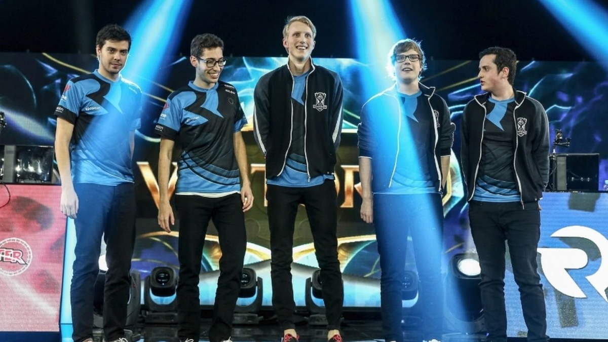 LoL 4 equipos que ascendieron a LEC y se han convertido en historia de