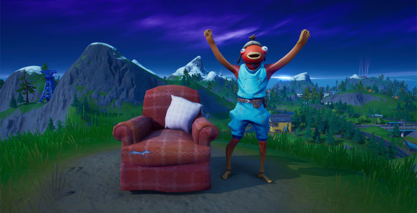 Fortnite: Visita un sillón solitario, una estación de radio y un cine al aire libre, desafío