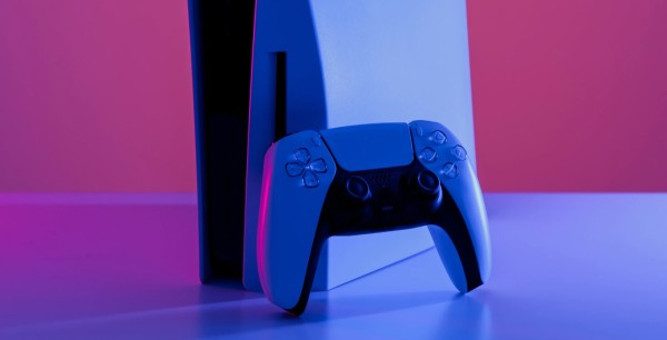 ¿Cuáles son los mejores accesorios para PlayStation 5? Guía de compra con consejos y recomendaciones