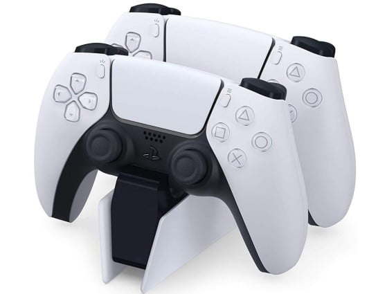Guía de accesorios y servicios de PS5: ¿Qué comprar para mi nueva  PlayStation? Consejos y recomendaciones