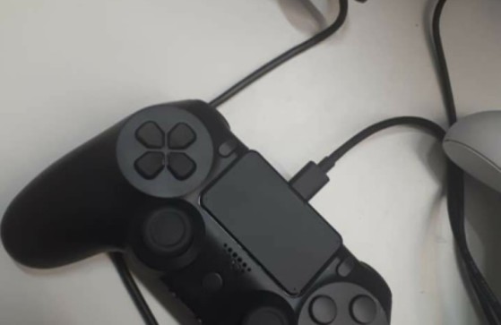 Filtradas las primeras imágenes del mando Dualshock 5 de PS5